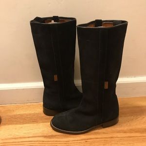 Black handmade in Spain suede flat boots